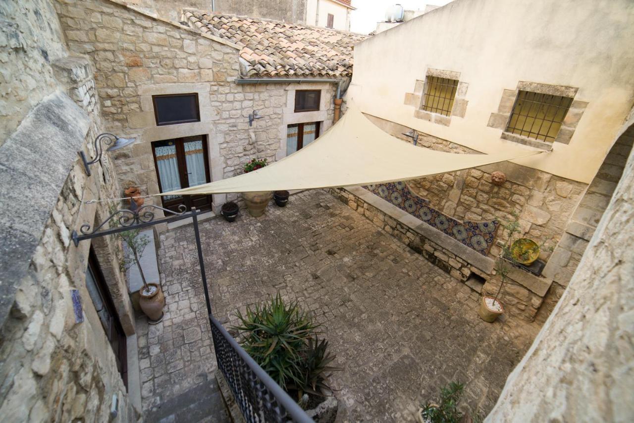 Historic Modica Villa Exteriör bild