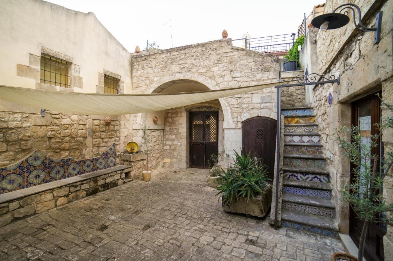 Historic Modica Villa Exteriör bild
